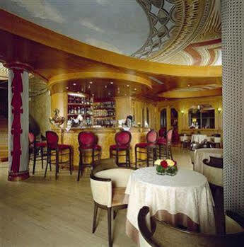 Hotel Cristal Palace Madonna